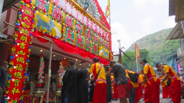 盂蘭節(jié)七姐誕虔拜祈消瘟