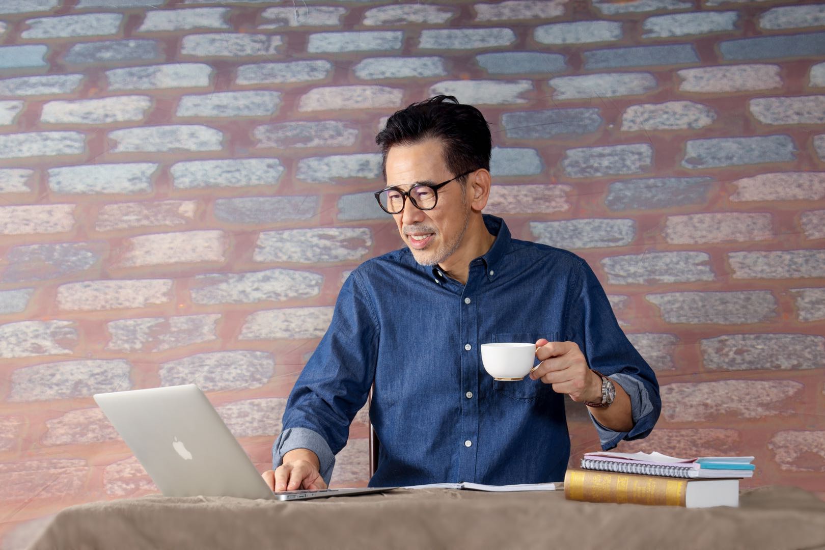 【創(chuàng)業(yè)】花甲轉(zhuǎn)跑道 灣區(qū)再啟航