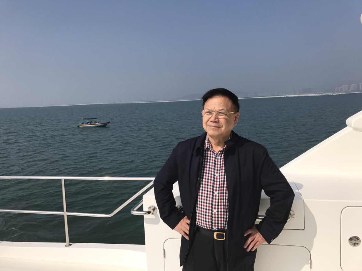 詩(shī)自心頭起 氣從筆下生----專(zhuān)訪詩(shī)人陳作耕