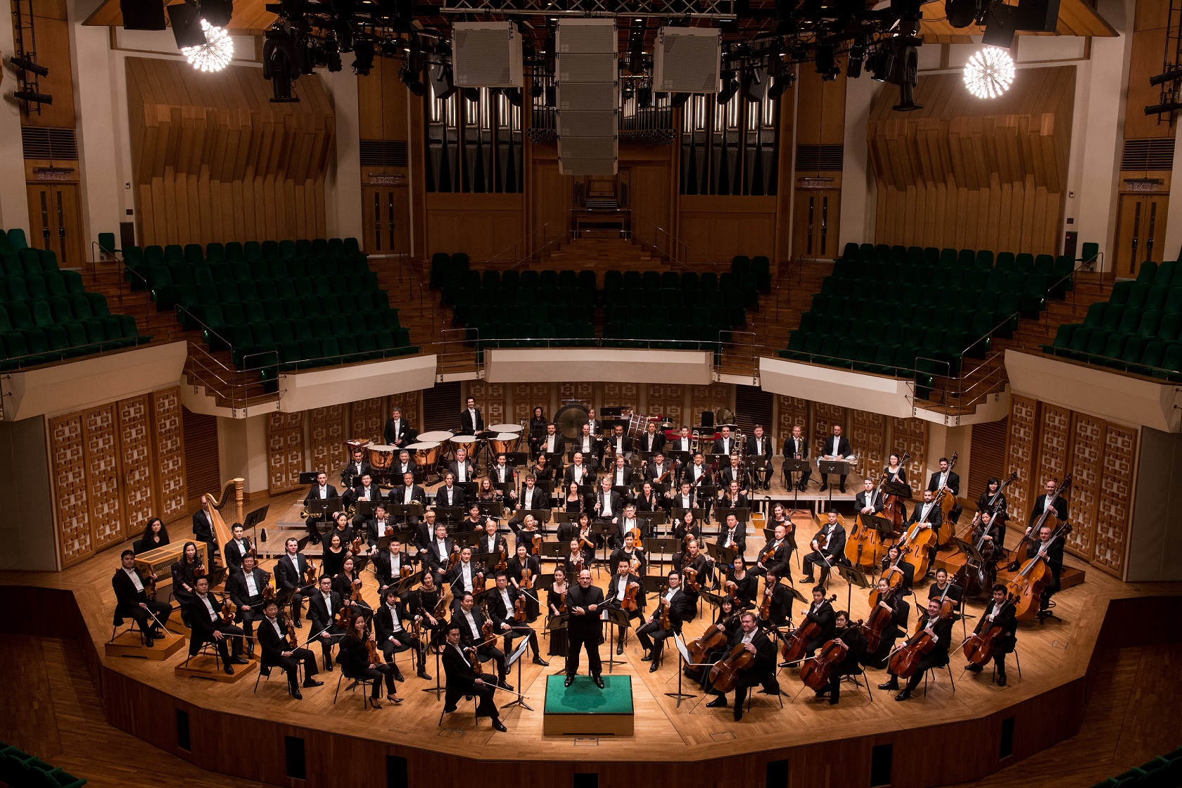 【文藝】悶壞了，本港最近有什麼好節(jié)目？