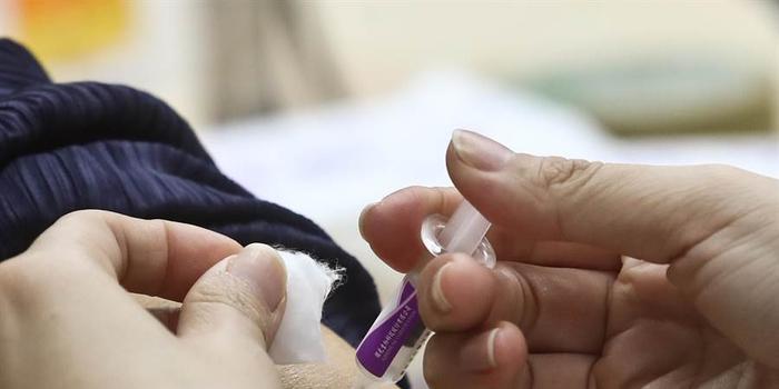 流感疫苗缺貨惹民怨 臺當(dāng)局用「請客爆桌」辯解被群嘲