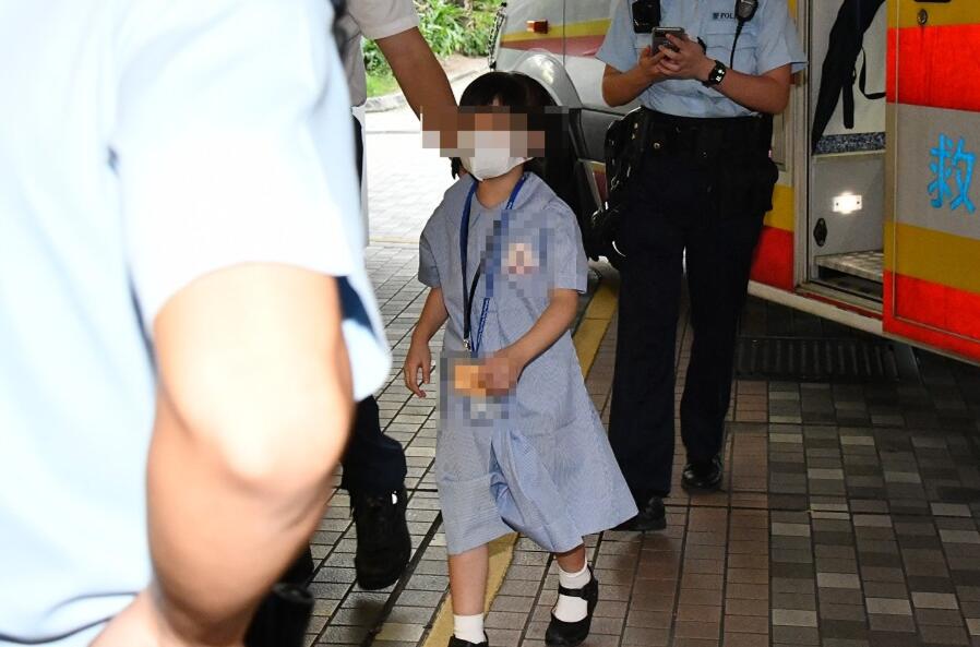 大圍美林邨6歲小學(xué)女生被潑油漆須送院 校方譴責(zé)惡意行為