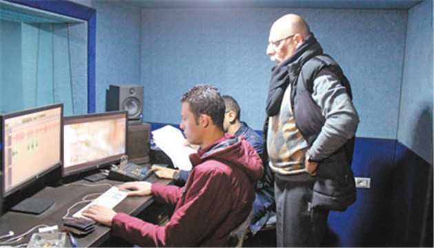 出口全球200多個國家和地區(qū) 中國電視劇「出?！骨Ъ胰f戶