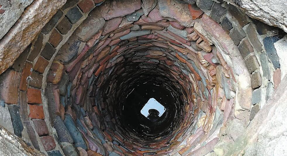 向鄉(xiāng)郊辦成功申請194萬撥款 虎地坳村復(fù)修百年七彩古井