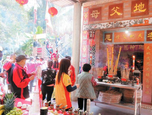 深井天地父母誕低調(diào)舉行