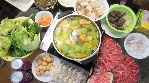 【醫(yī)耀華夏】吃火鍋小心上火　中醫(yī)教你選擇健脾食材、湯底