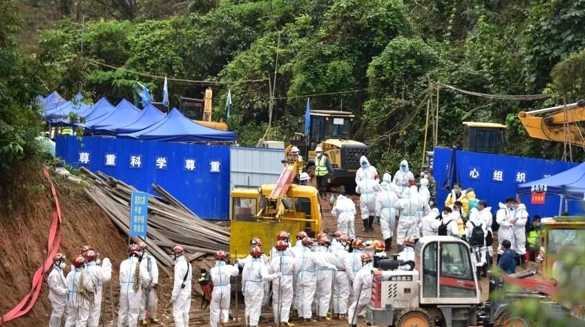 中央政治局常委會議：全面排查整治風(fēng)險(xiǎn)隱患