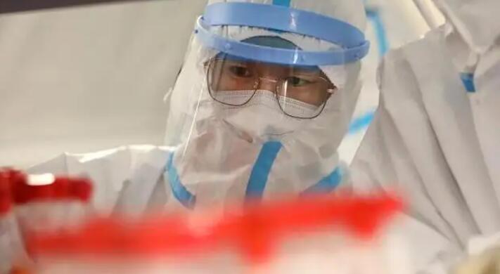 滬新一輪核酸採樣完成 全國3.8萬醫(yī)務(wù)人員馳援