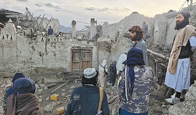 阿富汗6級(jí)地震逾千死亡