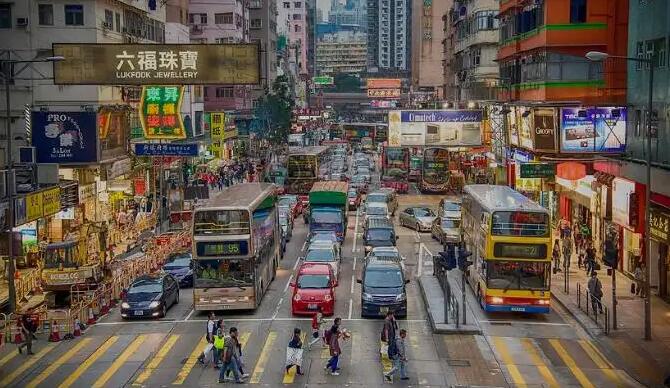 助內(nèi)地企業(yè)來港上市 香港律師見證國家經(jīng)濟和法制發(fā)展