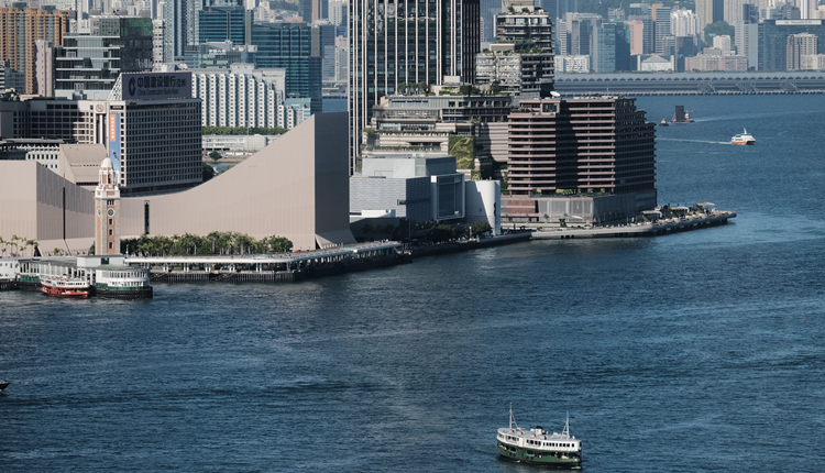 抓住時(shí)代機(jī)遇 港青空間無限