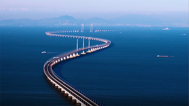 【擁抱大灣區(qū)】港珠澳大橋見(jiàn)證香港青年在珠海創(chuàng)業(yè)就業(yè)的火熱青春