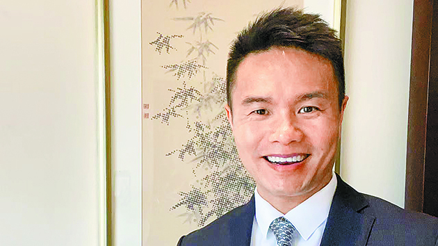 朱鼎?。簽硡^(qū)一體化是港人新任務(wù)