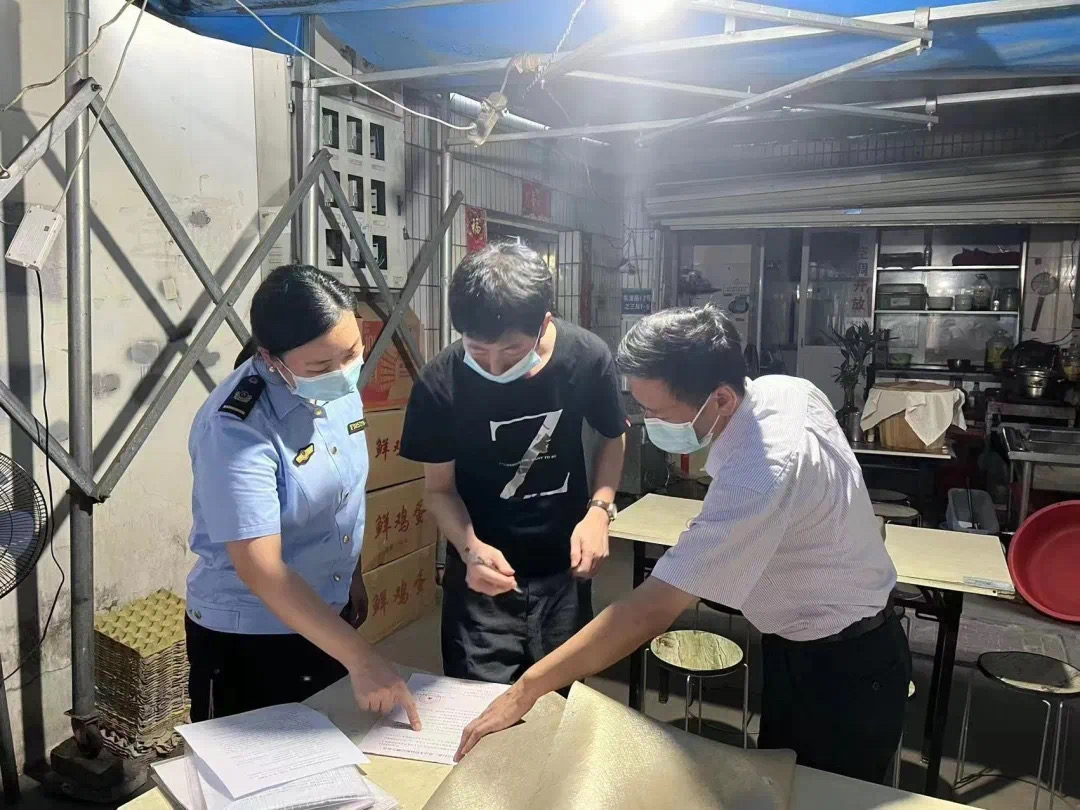 廈門湖里加強(qiáng)公共場(chǎng)所管理 嚴(yán)查違規(guī)