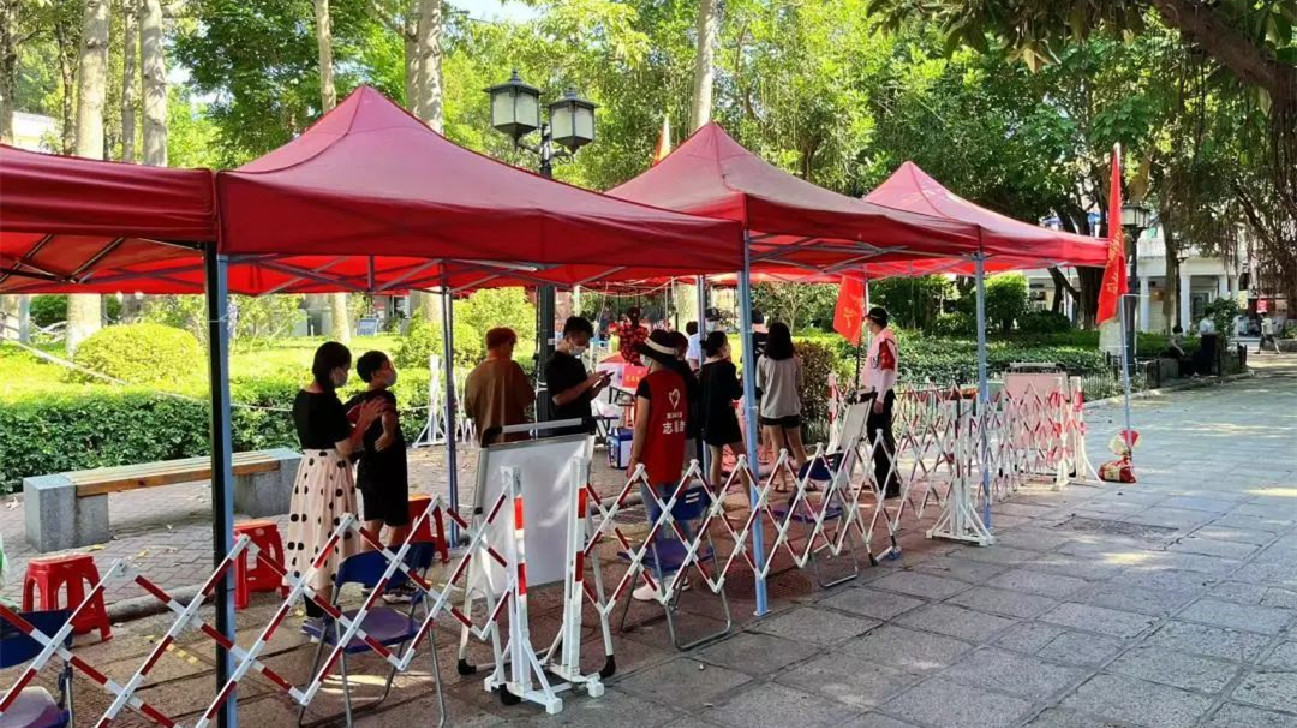 直擊廈門思明區(qū)核酸檢測(cè)現(xiàn)場(chǎng)