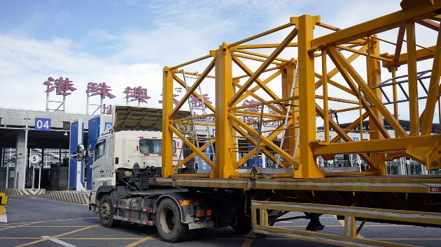 港珠澳大橋海關(guān)：創(chuàng)建「內(nèi)控示範(fàn)科室」 打造「口岸執(zhí)法樣板間」