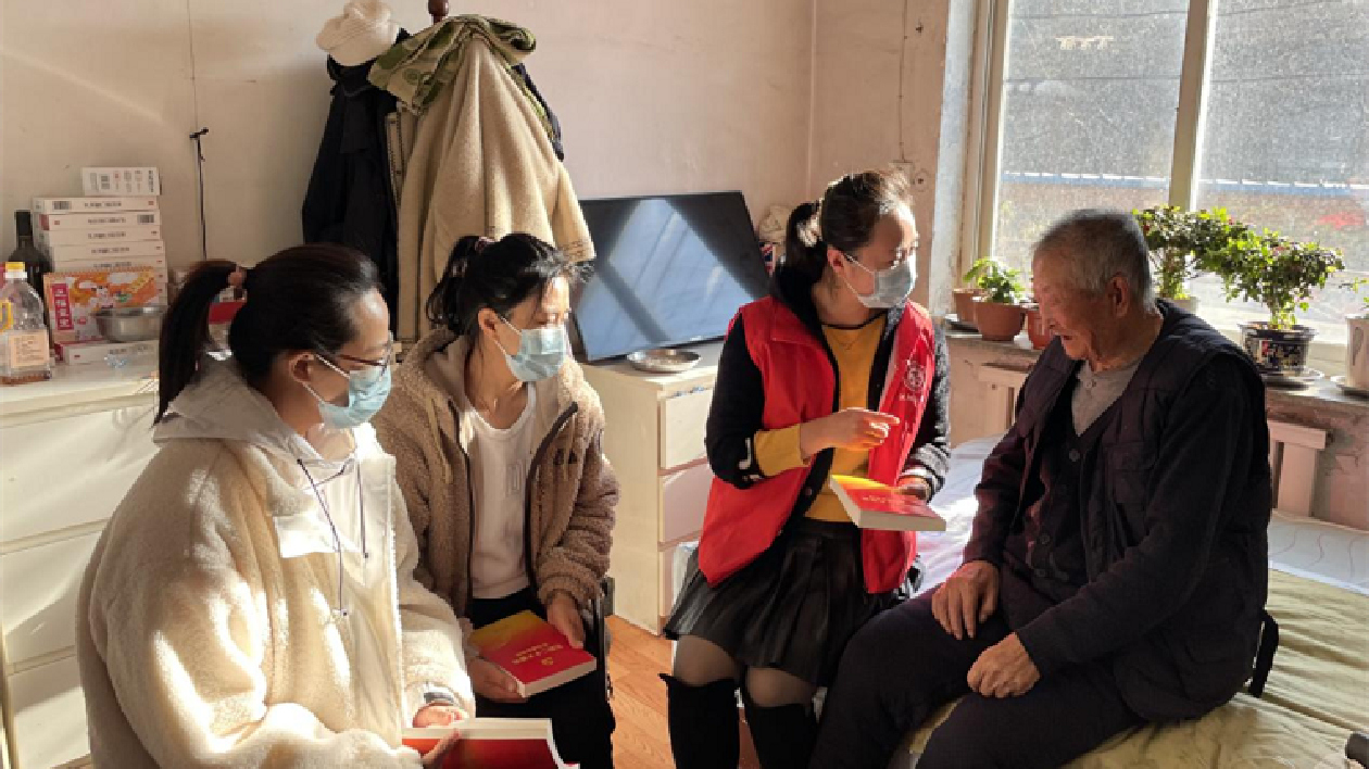 瀋陽鐵西「跑腿小分隊(duì)」多措並舉穩(wěn)民生 百姓吃下「定心丸」