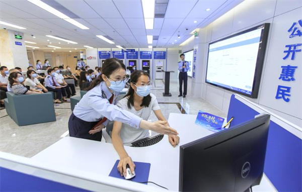 廣東便民辦稅「春風(fēng)行動」121項服務(wù)舉措和「十大智慧稅務(wù)先鋒成果」落地見效
