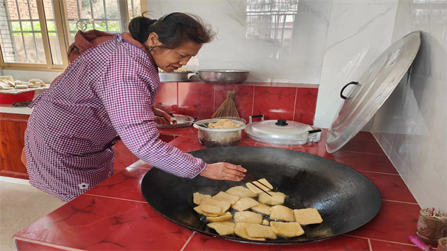 粵北始興：煙火氣中尋年味  最是家鄉(xiāng)年味濃