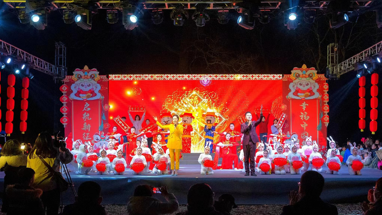 盛滿鄉(xiāng)情喜迎新春  皖祁門「村晚」成新年俗