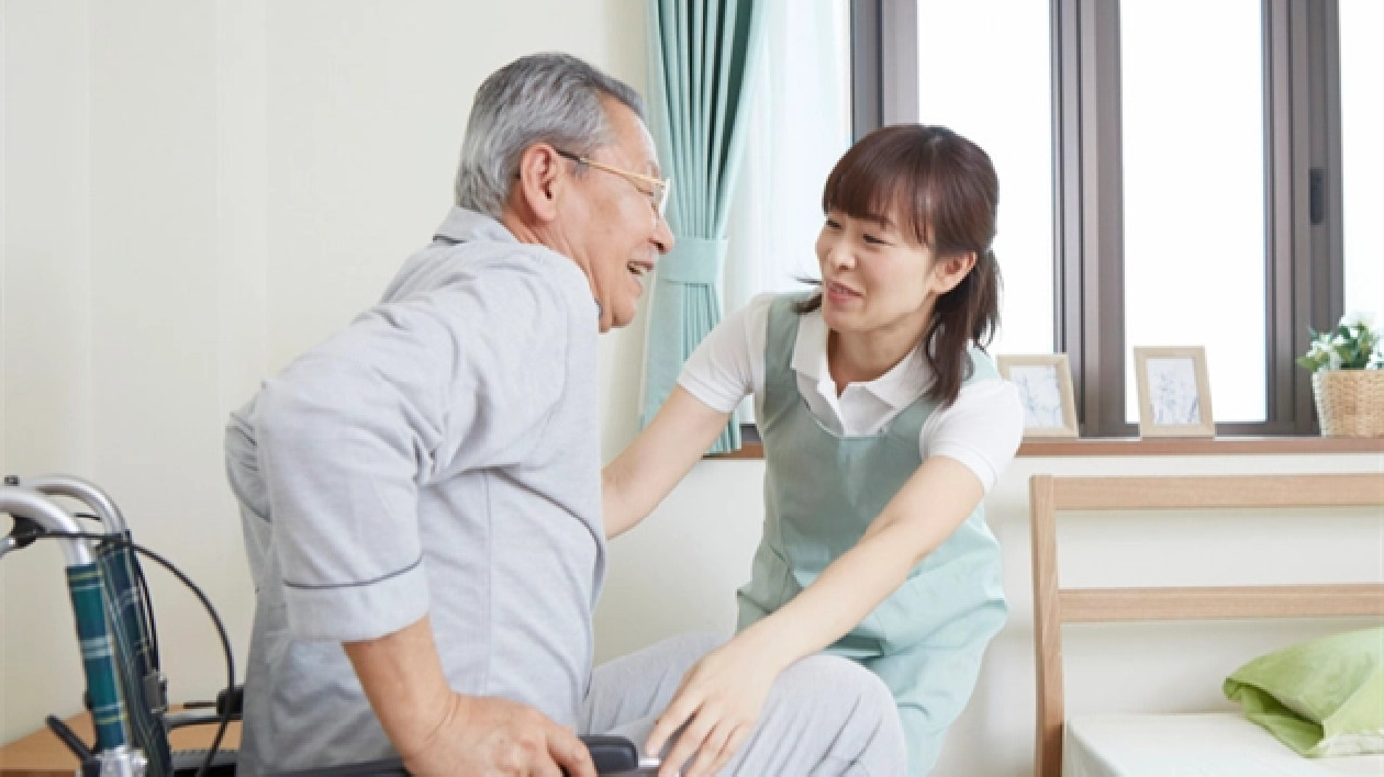 【康養(yǎng)中國】守護(hù)最美夕陽紅  「友邦康養(yǎng)生態(tài)圈」讓養(yǎng)老無憂