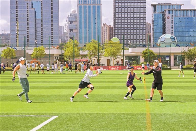 一鍵預(yù)約！深圳織密15分鐘健身圈