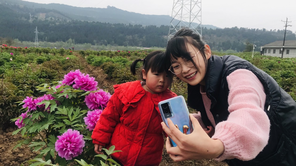 牡丹花開迎客來 四川梓潼依託農(nóng)旅融合深入實(shí)施鄉(xiāng)村振興