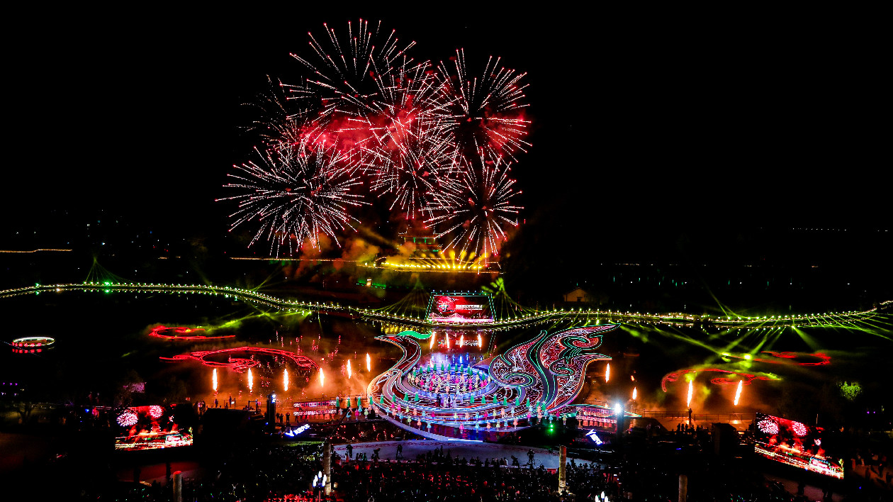 讓歷史的荊州化蝶為電影文化之城——寫在2022-2023年度電影頻道M榜暨中國電影大數(shù)據(jù)盛典閉幕之際