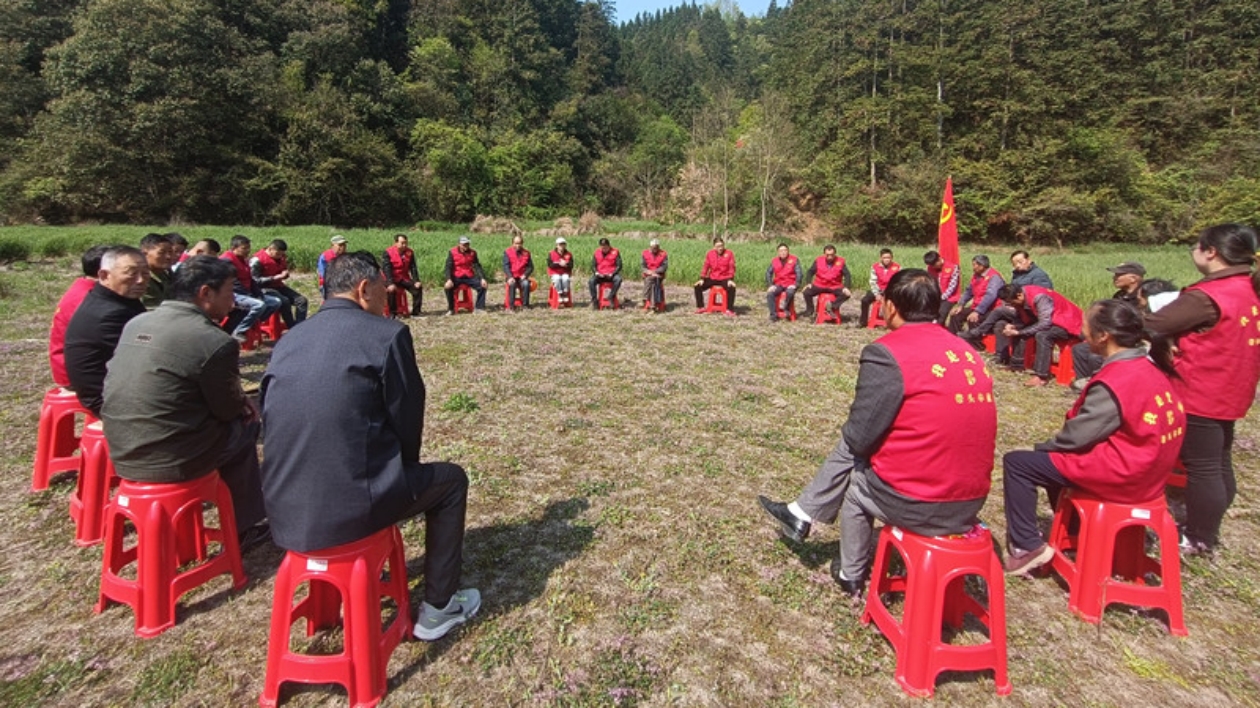 「典型帶動全域提升」 皖黟縣漁亭鎮(zhèn)強村富民謀共贏