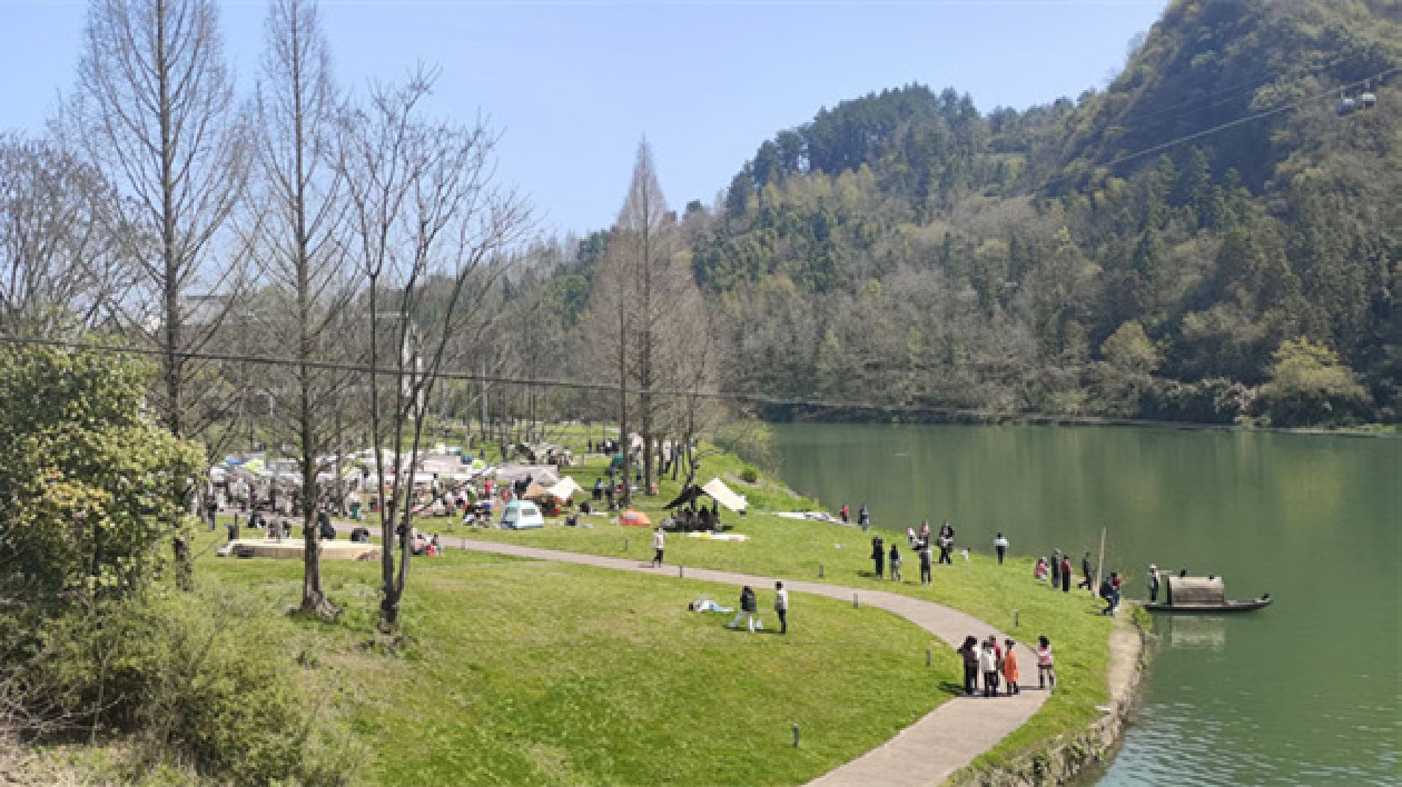 沉浸式體驗(yàn)賦能  皖齊雲(yún)山今年來迎客32.8萬