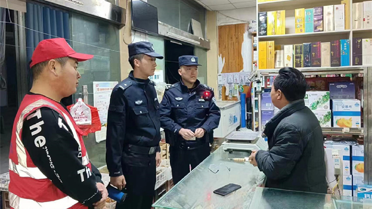 皖休寧縣：「夜巡+夜話」點亮鄉(xiāng)村「平安燈」