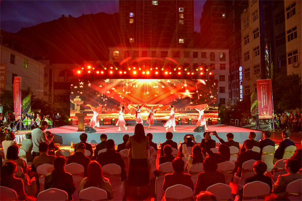 陝安康鎮(zhèn)坪發(fā)布2023年首批精品民宿