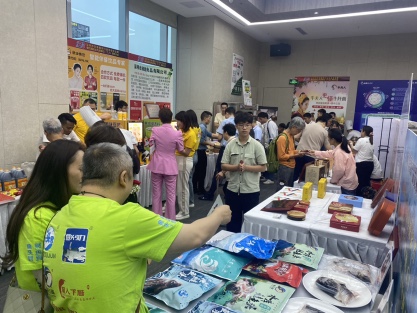 深圳市飲食服務(wù)行業(yè)協(xié)會(huì)2023年年會(huì)召開