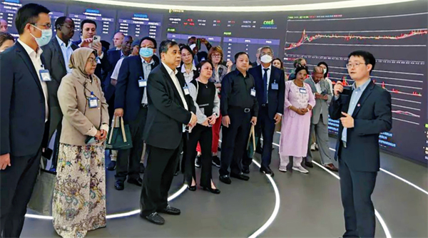 「相約花都，共贏未來(lái)」——外國(guó)駐穗領(lǐng)團(tuán)走進(jìn)花都