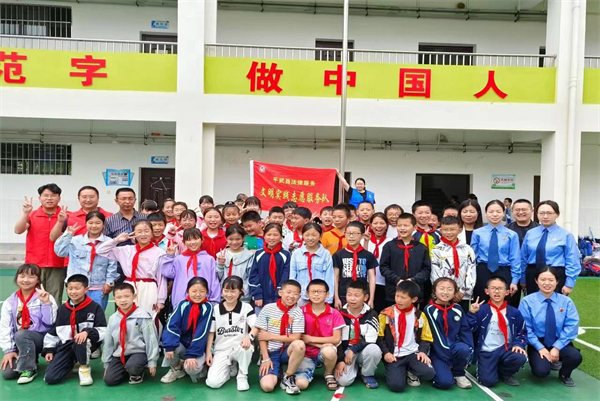 ?！干纭孤?lián)動 四川平武「四治」並舉護航未成年人健康成長