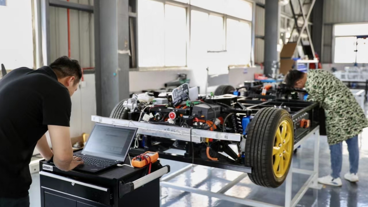 再添新銳！看TA為無人駕駛汽車做「基石」