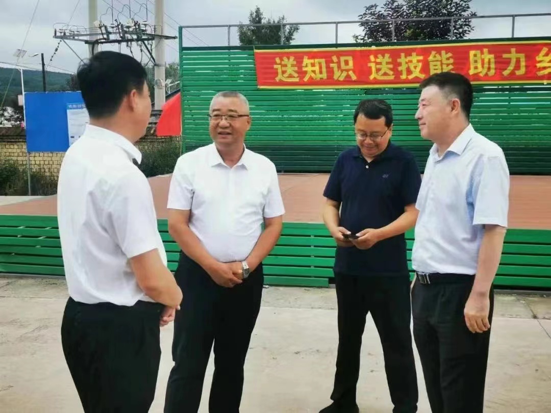 雙鴨山市政協(xié)六項(xiàng)民主監(jiān)督助力優(yōu)化營商環(huán)境 聽真察實(shí) 對(duì)面協(xié)商 監(jiān)督關(guān)鍵