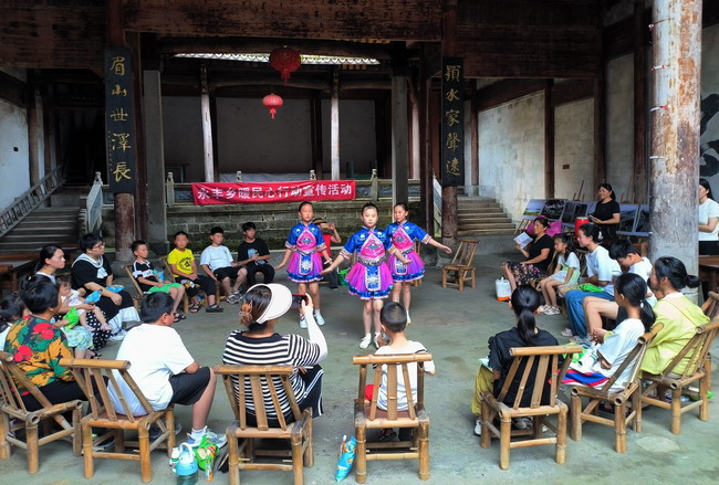 共攜手聚合力  皖黃山區(qū)深推暑期系列「護苗」活動