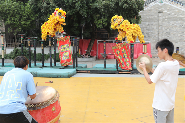 深圳福永懷德醒獅團即將赴西班牙演出