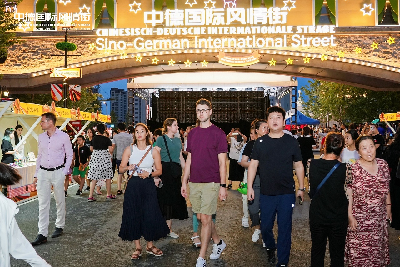 瀋陽再添異域風(fēng)情消費(fèi)打卡地 首個(gè)純德式風(fēng)情商街新裝亮相