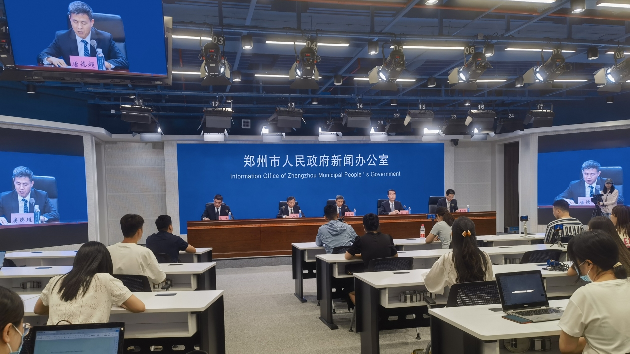 鄭州公交線網(wǎng)優(yōu)化方案出爐 將實(shí)現(xiàn)公交精準(zhǔn)服務(wù)