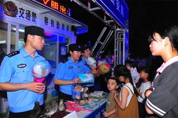 安徽巢湖：公安讓安防知識(shí)「流動(dòng)」起來(lái)