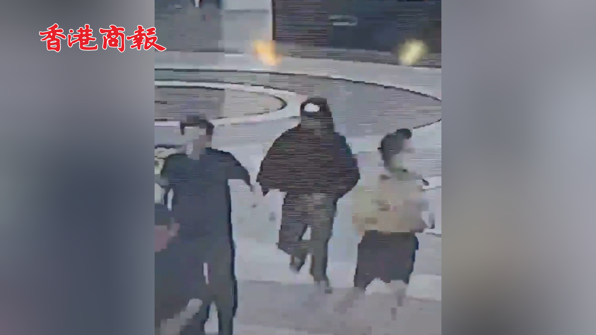 有片 | 韓國(guó)京畿道一商場(chǎng)發(fā)生行兇案致14傷 嫌疑人已被捕