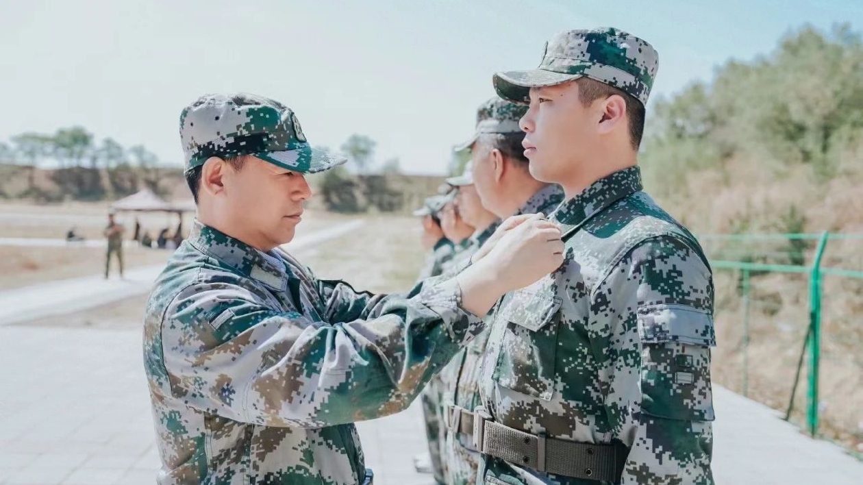 飛鶴乳業(yè)朱天龍：退伍不褪色永遠(yuǎn)跟黨走