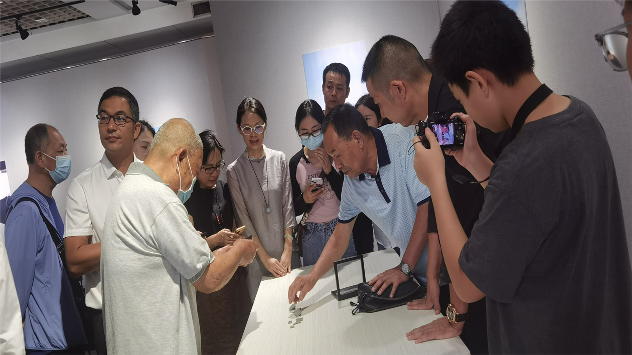 【有一種叫做雲(yún)南的生活】「雲(yún)上天青」汝官瓷藝術(shù)展暨瓷器藝術(shù)交流會(huì)昆明開幕