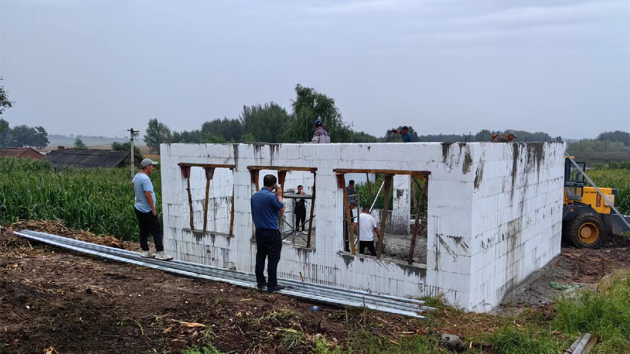 26日完工！哈市雙城區(qū)為受災(zāi)低保戶重建幸福家園