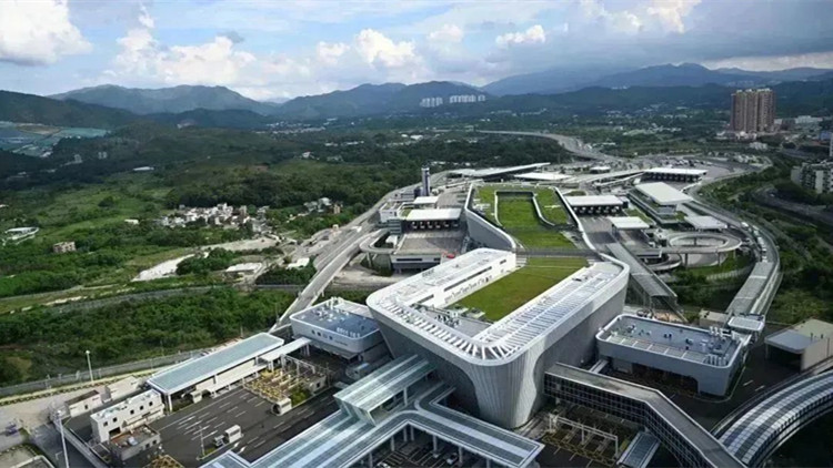 深圳蓮塘口岸開(kāi)通三周年！貨運(yùn)業(yè)務(wù)量翻兩倍、單日客流量屢創(chuàng)新高