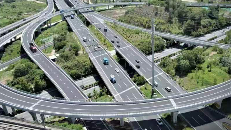 【財通AH】深高速公布中期業(yè)績 實現(xiàn)營收41.25億元