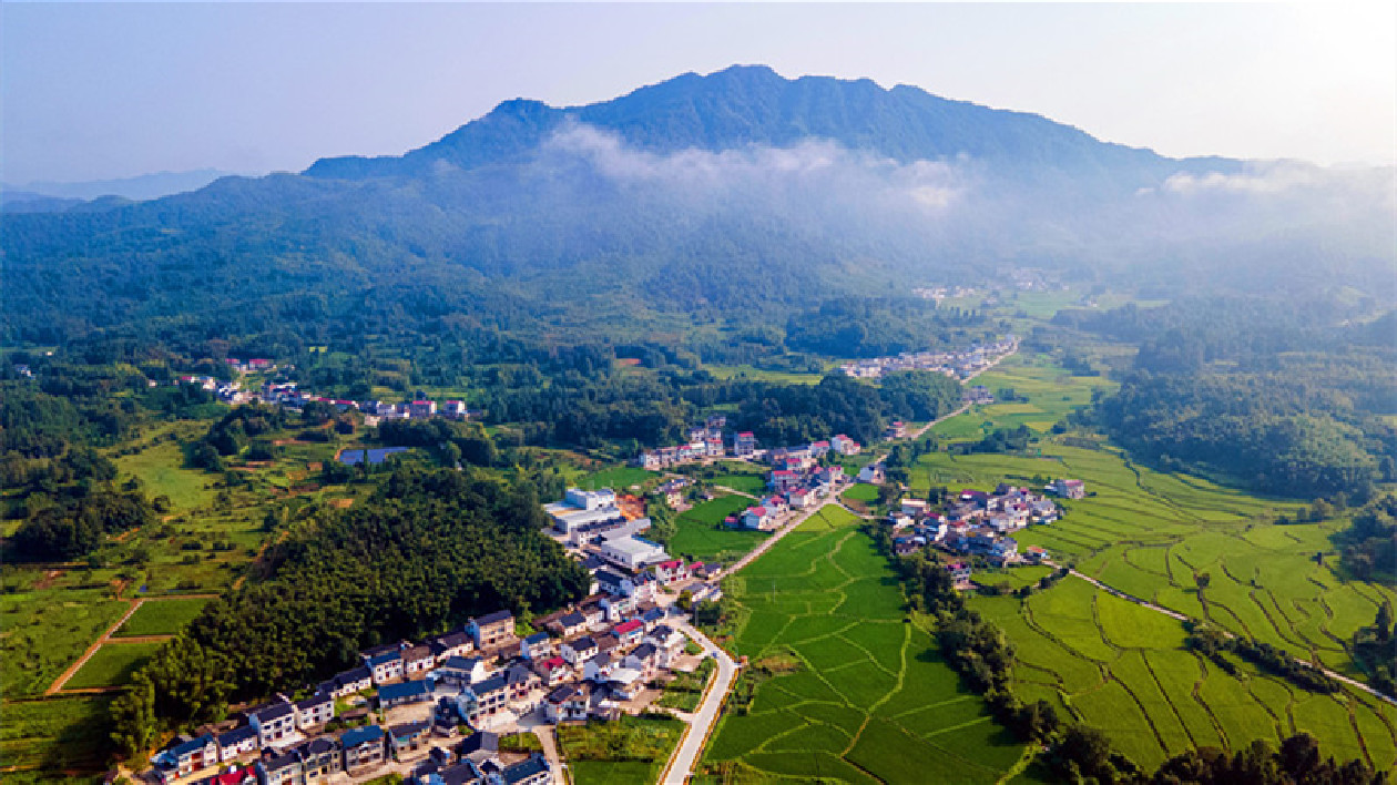 皖祁門縣：因村施策創(chuàng)新運營煥振興新活力