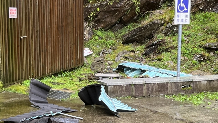 臺媒：「?？乖谂_灣已致78人受傷 超21萬戶停電